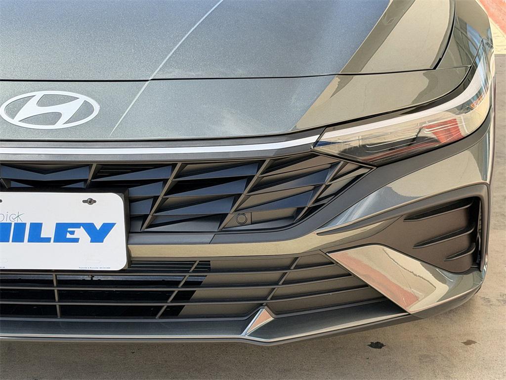 new 2025 Hyundai Elantra car, priced at $19,991