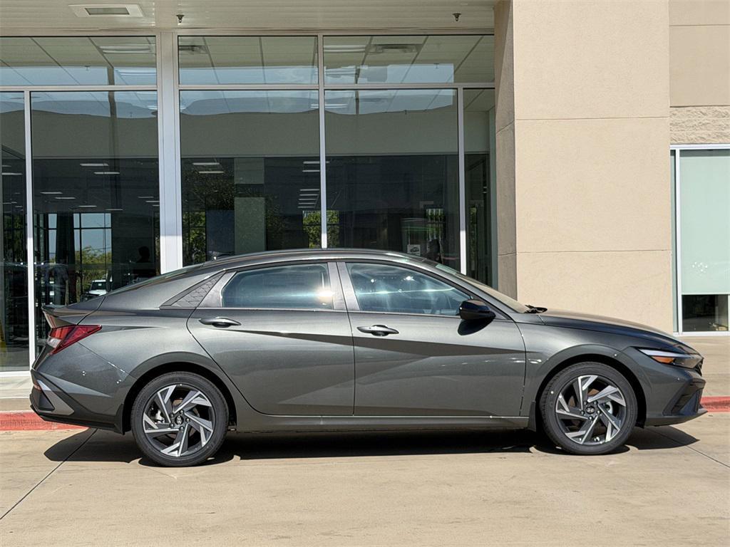 new 2025 Hyundai Elantra car, priced at $19,991