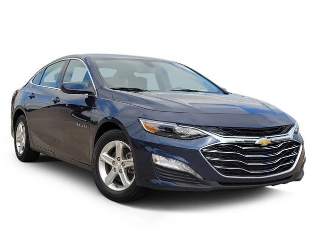 used 2022 Chevrolet Malibu car, priced at $18,999