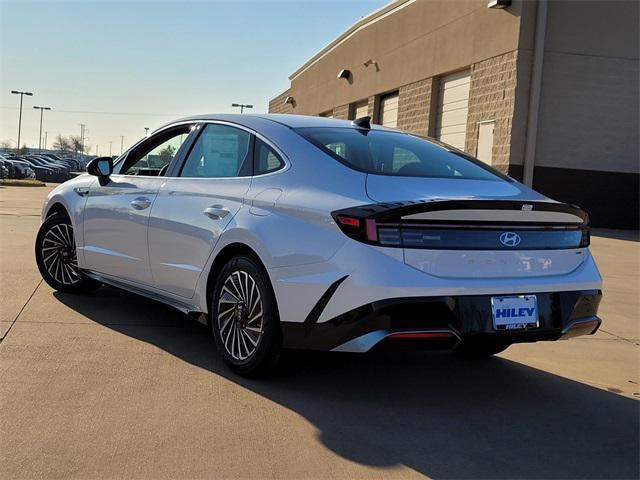 new 2025 Hyundai Sonata Hybrid car, priced at $32,598