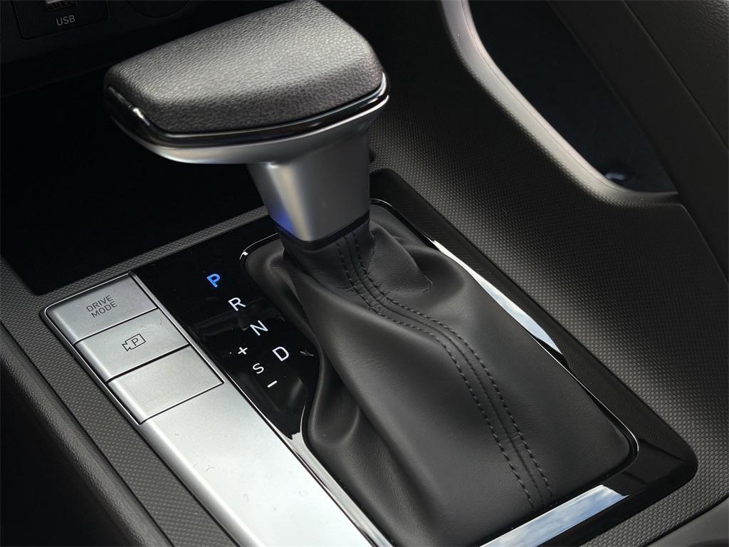 new 2025 Hyundai Elantra car, priced at $19,691