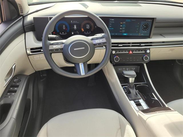 new 2025 Hyundai Tucson car, priced at $28,119