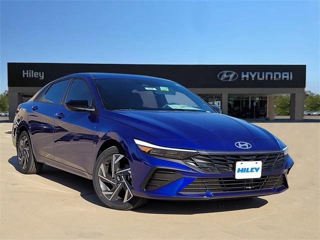 new 2025 Hyundai Elantra car, priced at $25,097