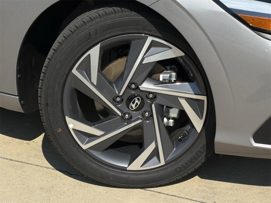 new 2025 Hyundai Elantra car, priced at $19,991