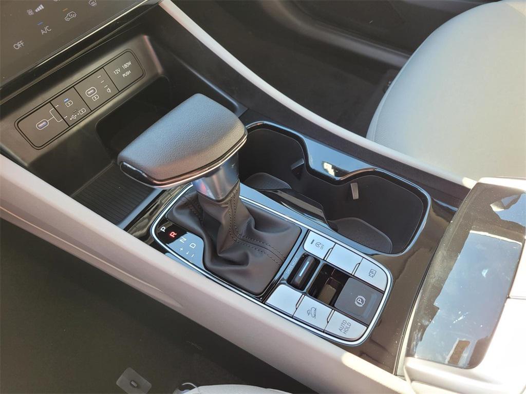 new 2025 Hyundai Tucson car, priced at $28,041