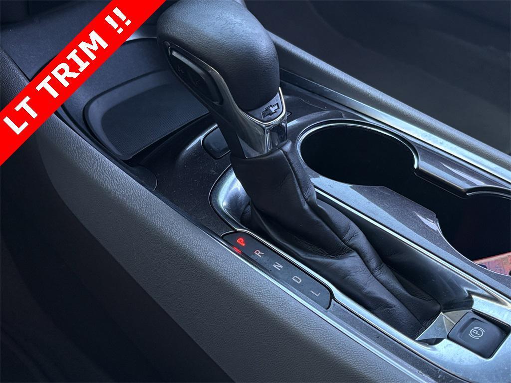 used 2022 Chevrolet Malibu car, priced at $13,895