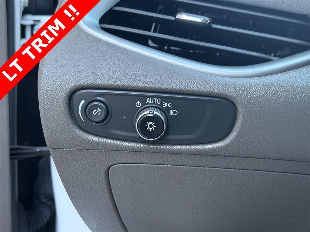 used 2022 Chevrolet Malibu car, priced at $13,895