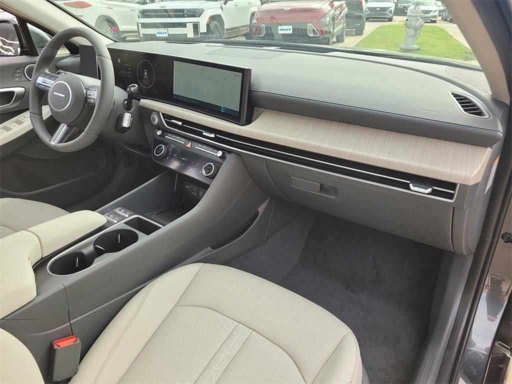 new 2025 Hyundai Sonata Hybrid car, priced at $33,891
