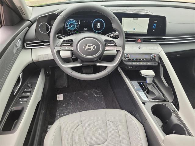 new 2025 Hyundai Elantra car, priced at $27,074