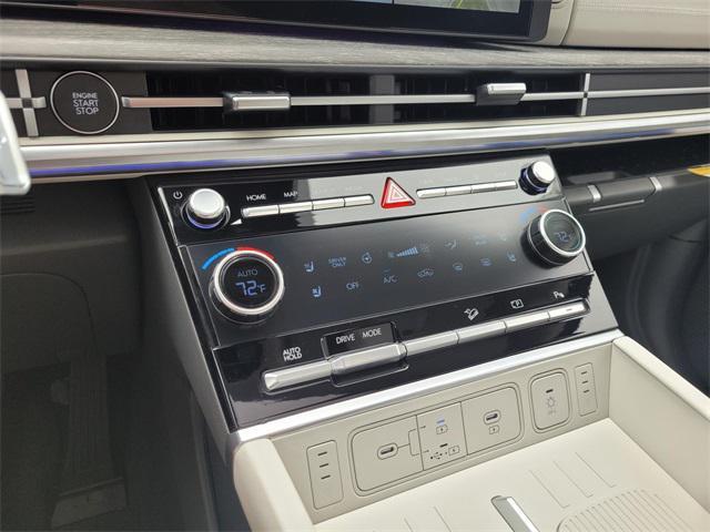 new 2025 Hyundai SANTA FE HEV car, priced at $45,885
