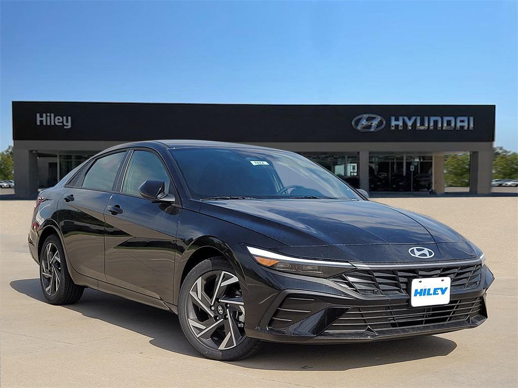 new 2025 Hyundai Elantra car, priced at $20,999