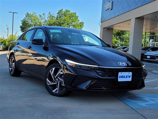 new 2025 Hyundai Elantra car, priced at $29,335