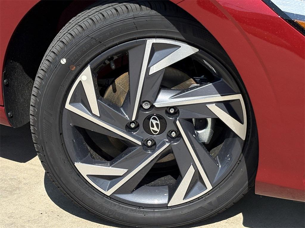 new 2025 Hyundai Elantra car, priced at $20,691