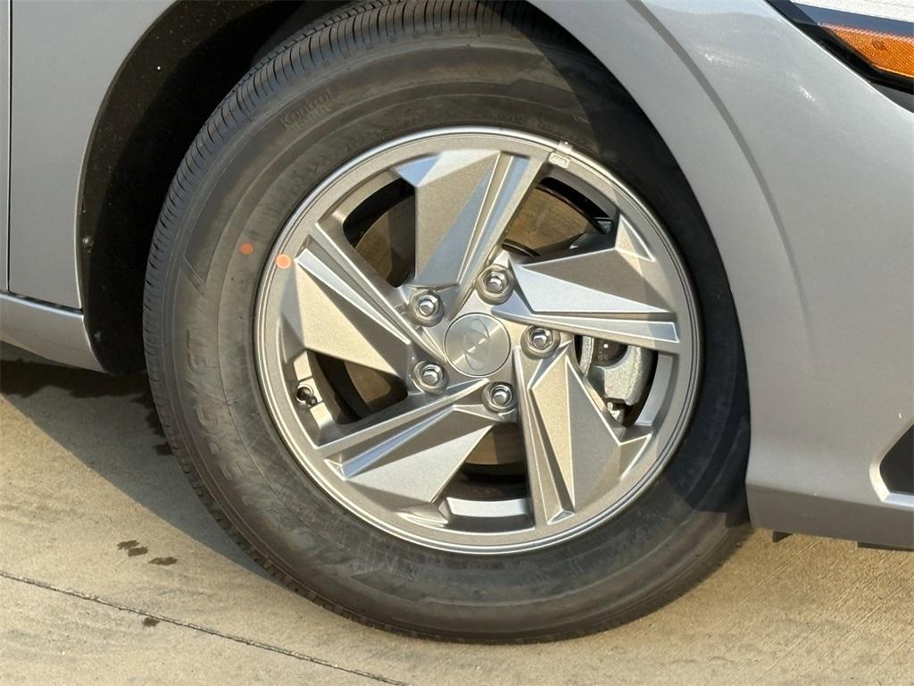 new 2025 Hyundai Elantra car, priced at $19,691