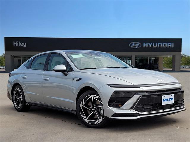 new 2024 Hyundai Sonata car, priced at $29,363