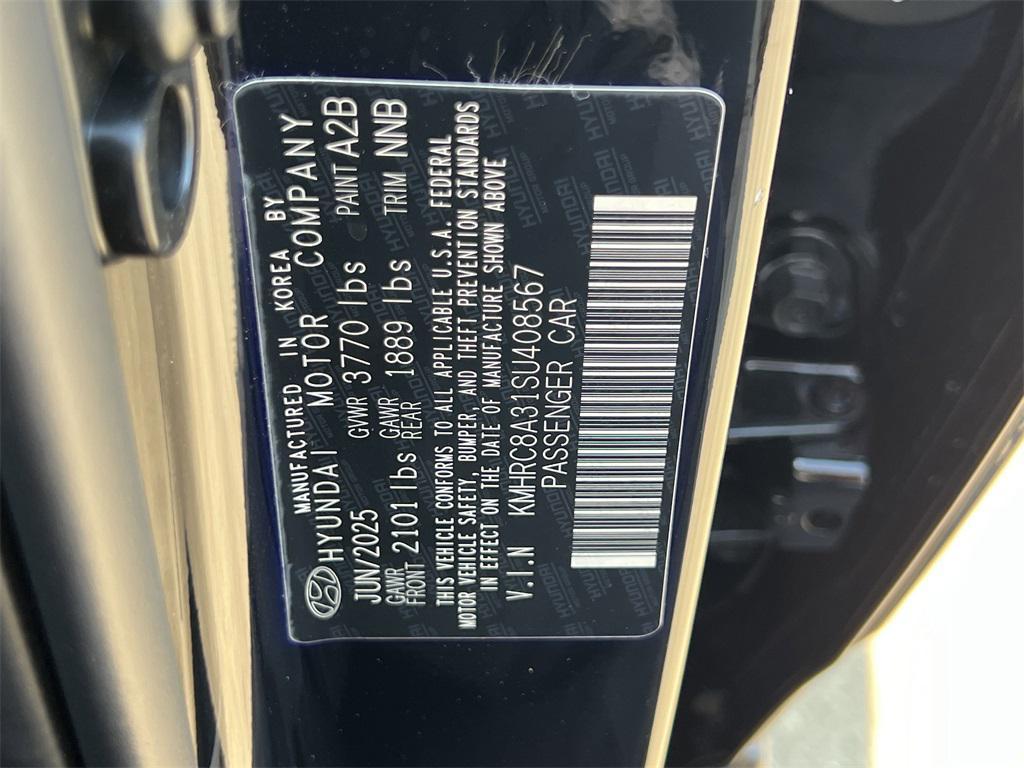 new 2025 Hyundai Venue car, priced at $19,995