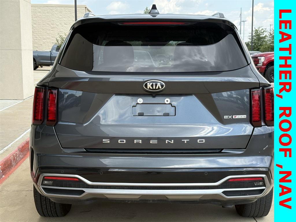 used 2021 Kia Sorento car, priced at $18,292