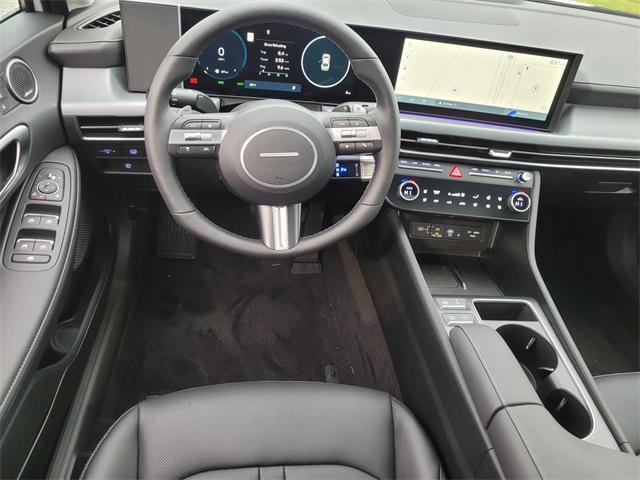 new 2025 Hyundai Sonata Hybrid car, priced at $35,487