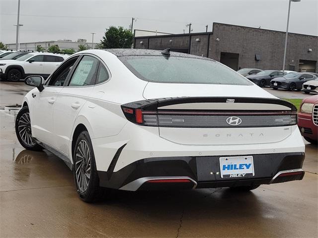 new 2025 Hyundai Sonata Hybrid car, priced at $35,487
