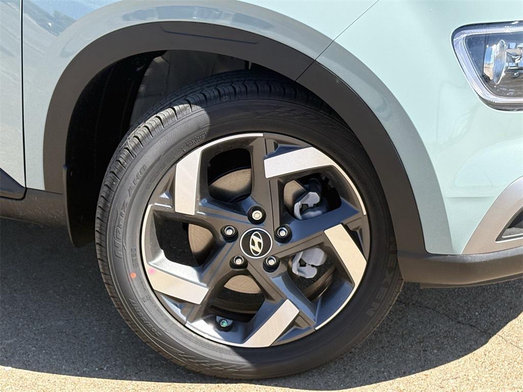 new 2025 Hyundai Venue car, priced at $24,276