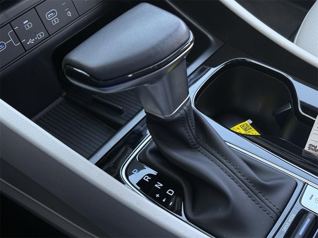 new 2025 Hyundai Tucson car, priced at $35,365