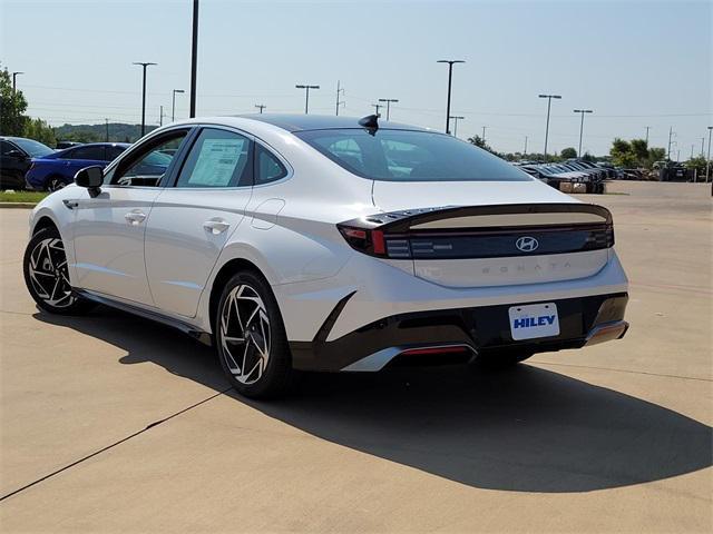 new 2024 Hyundai Sonata car, priced at $29,818