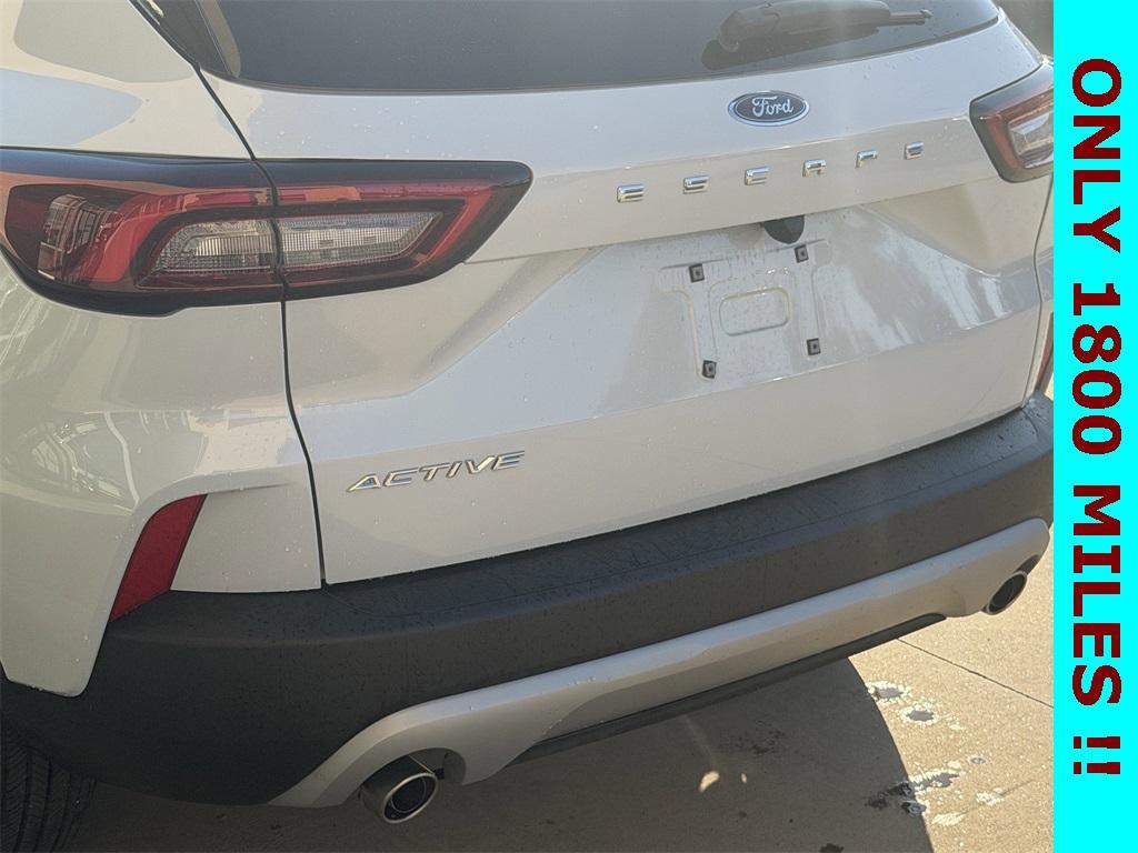 used 2025 Ford Escape car, priced at $23,992