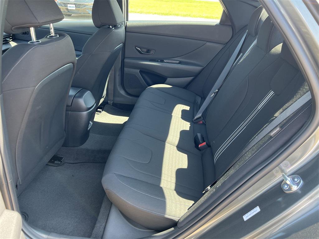 new 2025 Hyundai Elantra car, priced at $19,999