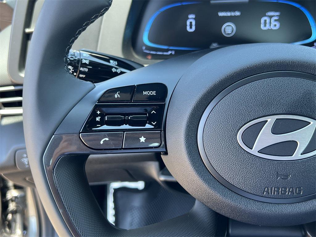 new 2025 Hyundai Elantra car, priced at $19,999