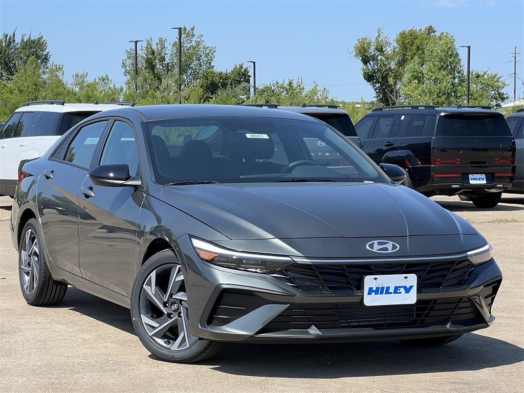 new 2025 Hyundai Elantra car, priced at $19,999