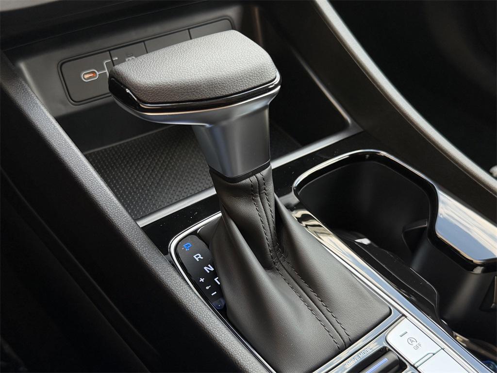 new 2026 Hyundai Tucson car, priced at $29,778