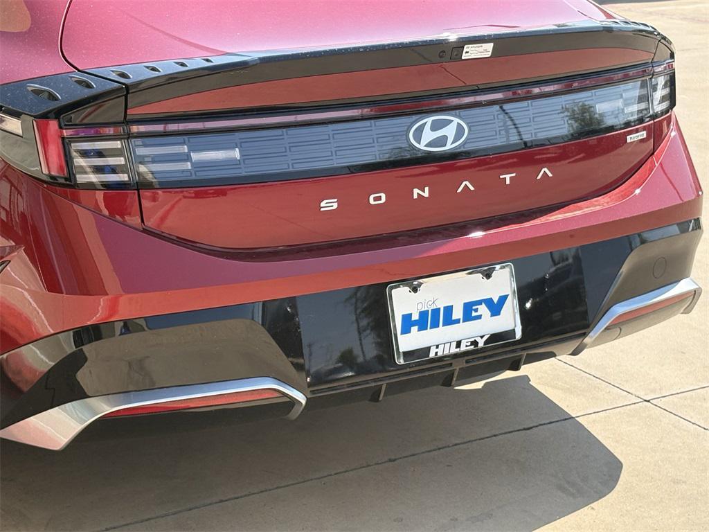 new 2025 Hyundai Sonata Hybrid car, priced at $28,940