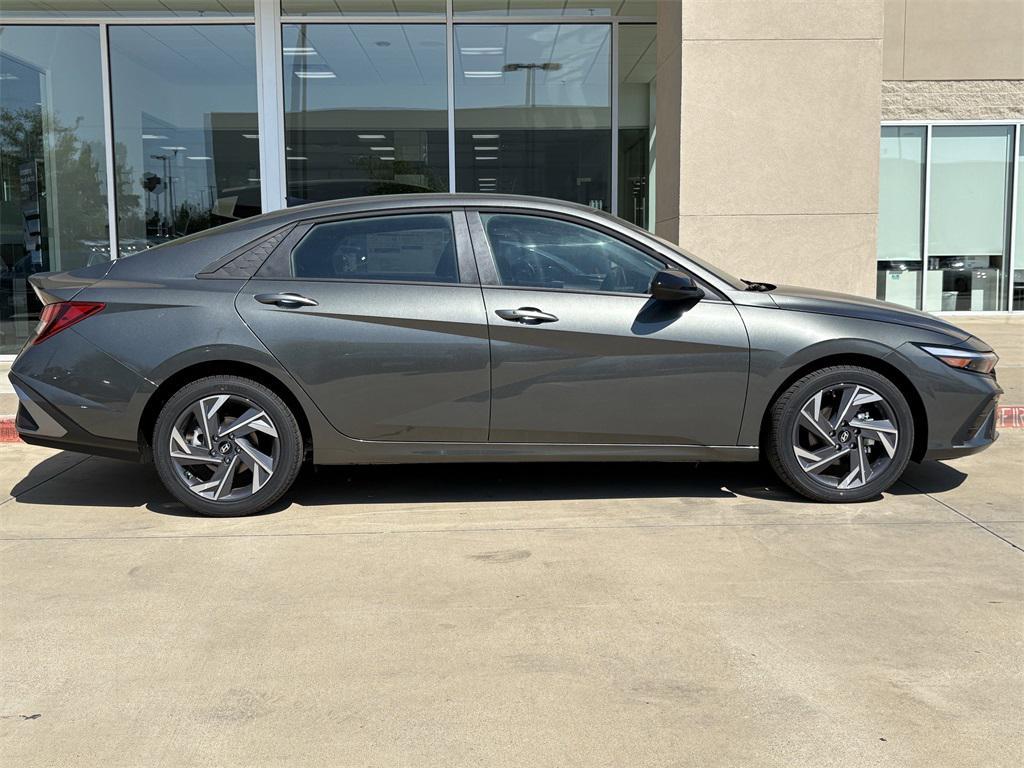 new 2025 Hyundai Elantra car, priced at $19,891