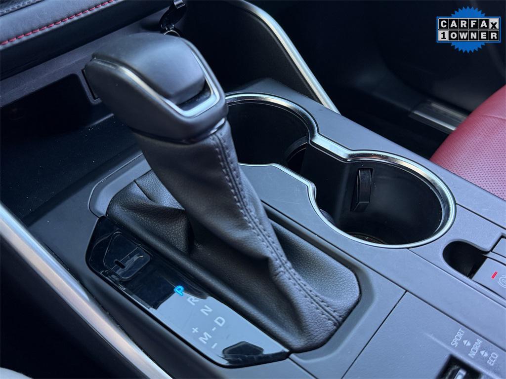 used 2022 Toyota Highlander car, priced at $31,578