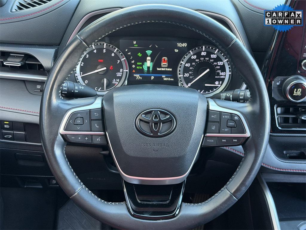 used 2022 Toyota Highlander car, priced at $31,578