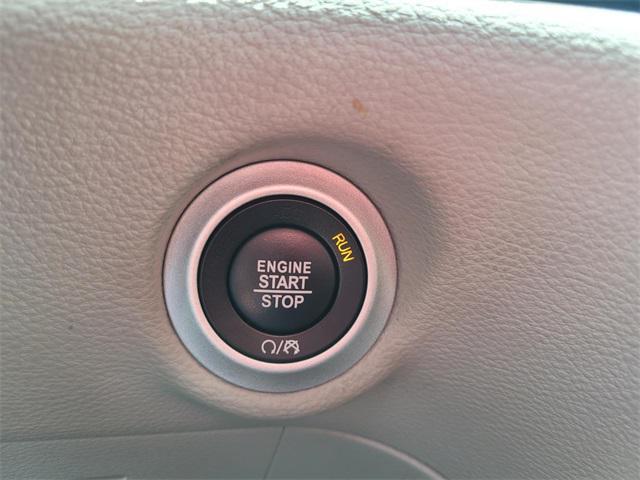 used 2022 Chrysler Pacifica Hybrid car, priced at $27,800