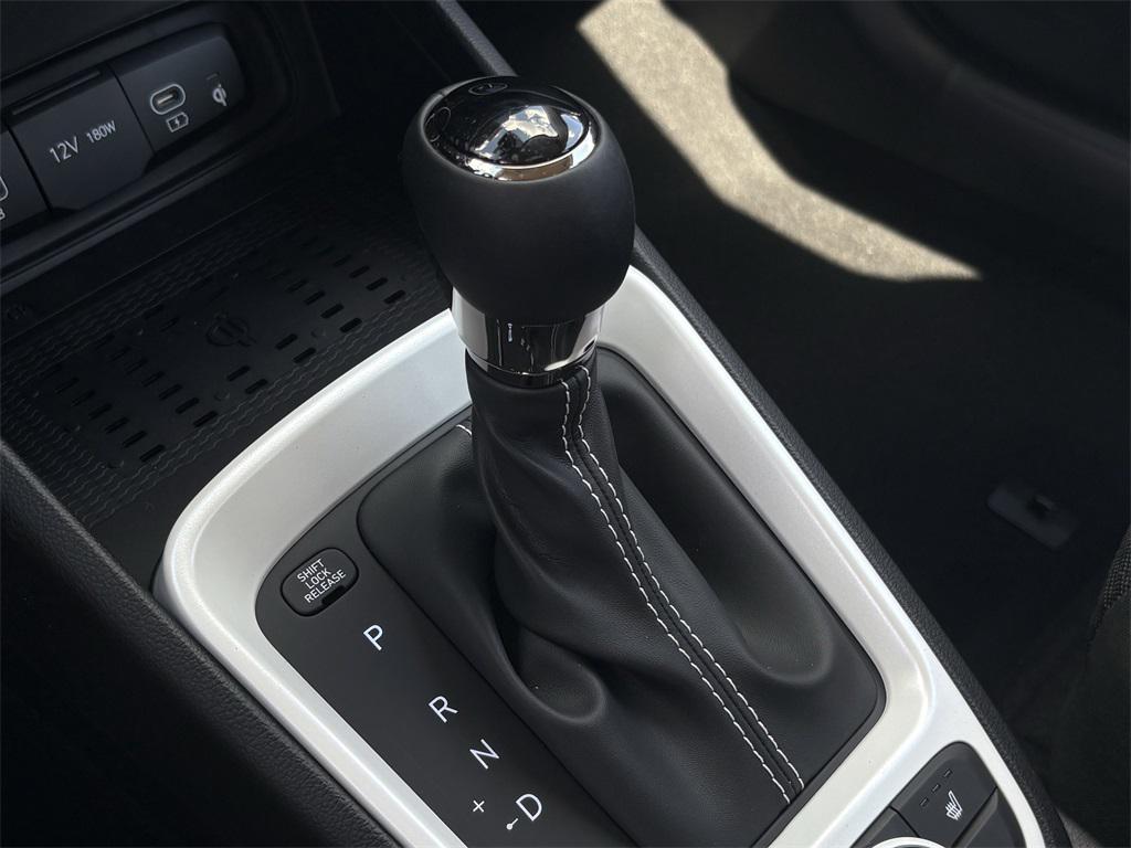 new 2025 Hyundai Venue car, priced at $22,999