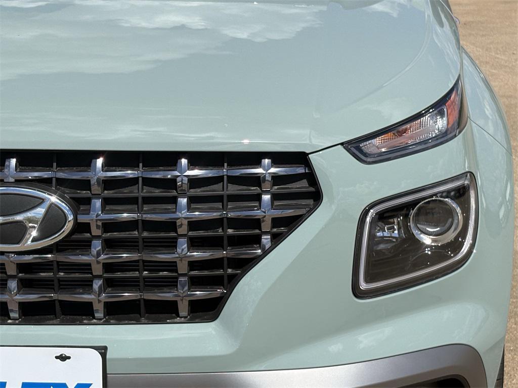 new 2025 Hyundai Venue car, priced at $22,999