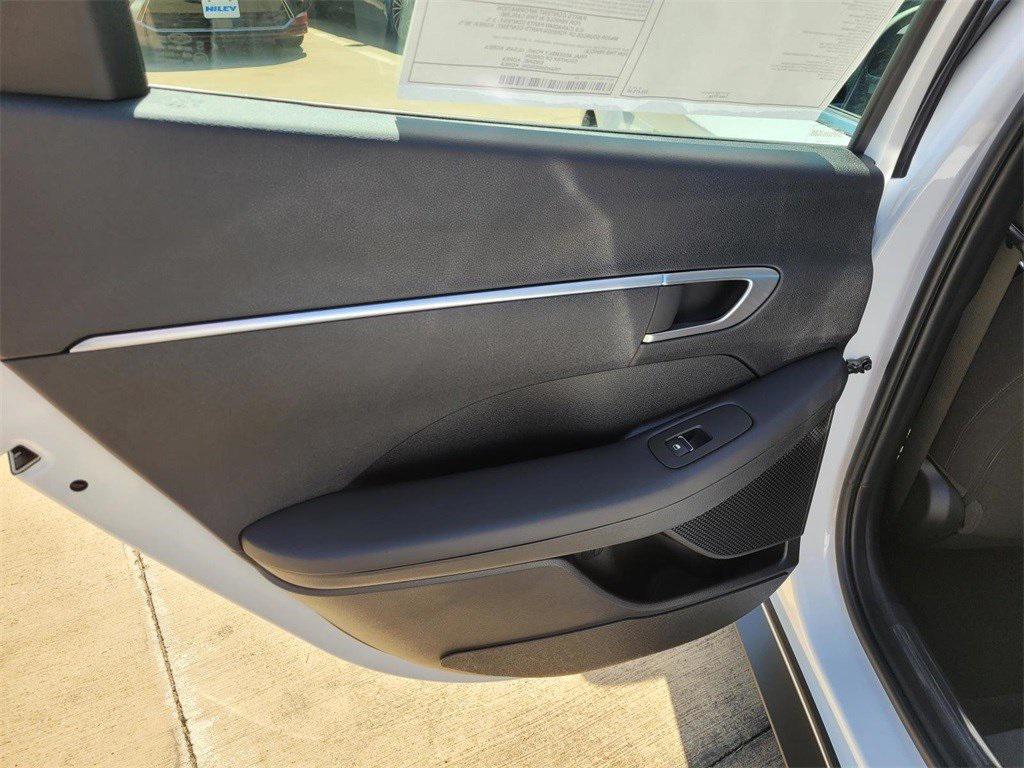 new 2025 Hyundai Sonata car, priced at $24,391