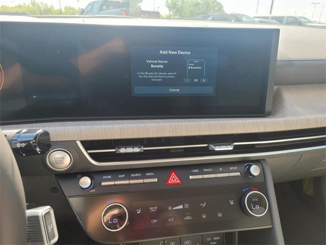 new 2025 Hyundai Sonata Hybrid car, priced at $31,575