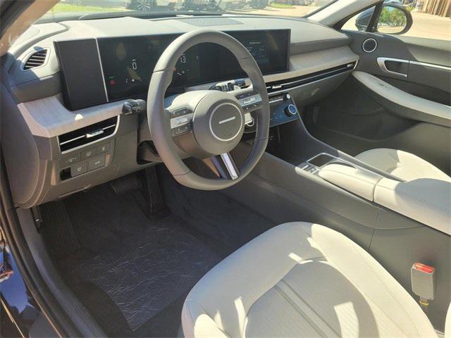 new 2025 Hyundai Sonata Hybrid car, priced at $27,691