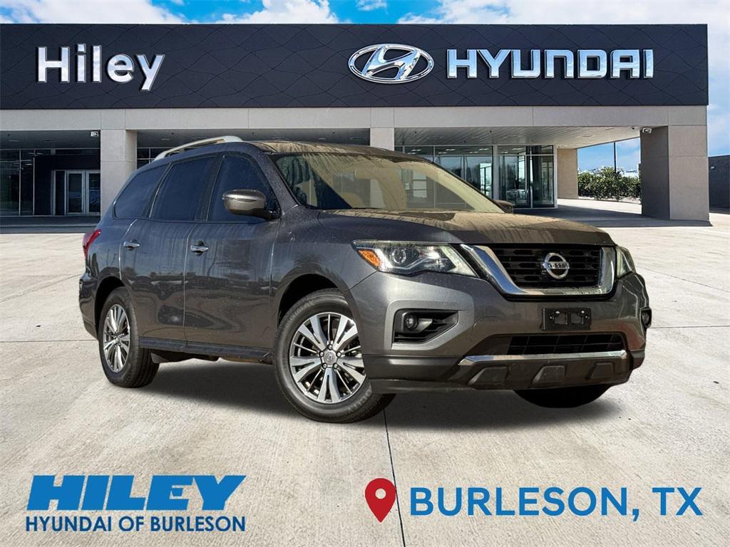 used 2020 Nissan Pathfinder car, priced at $10,895