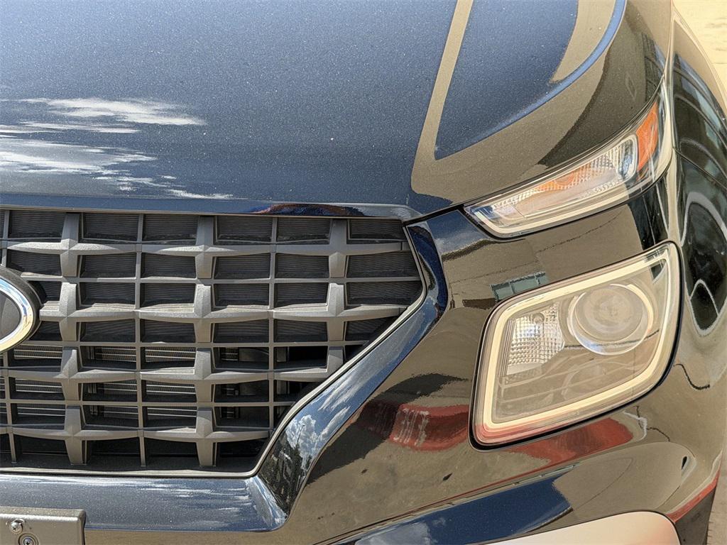 new 2025 Hyundai Venue car, priced at $19,991