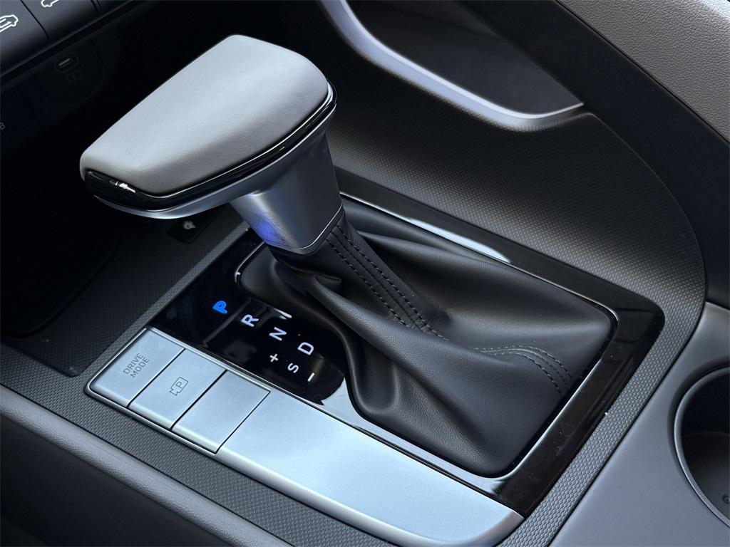 new 2025 Hyundai Elantra car, priced at $20,691