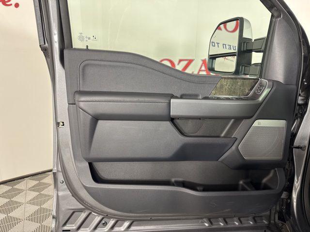 new 2025 Ford F-250 car, priced at $82,760