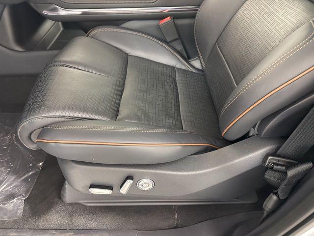 new 2025 Lincoln Navigator car, priced at $125,230