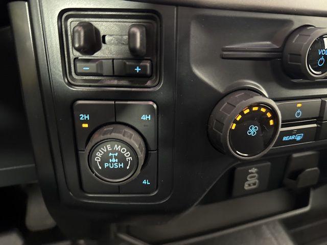 new 2025 Ford F-150 car, priced at $44,401
