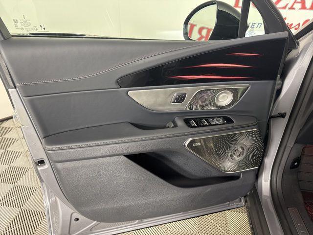 new 2025 Lincoln Nautilus car, priced at $66,157