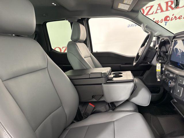 new 2025 Ford F-150 car, priced at $44,401