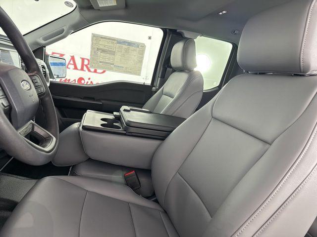 new 2025 Ford F-150 car, priced at $44,401